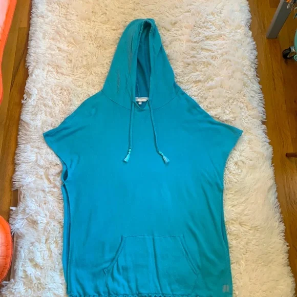 Victoria’s Secret Casual Teal Swimsuit Coverup - Picture 3 of 7